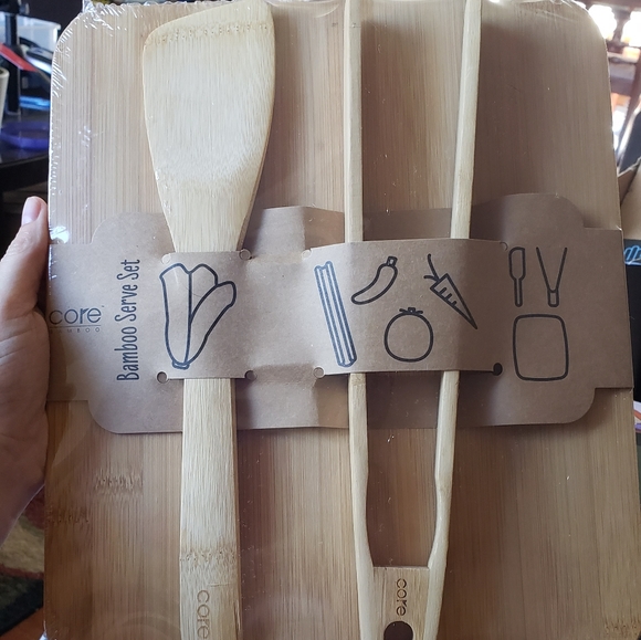 Causebox Core Bamboo Serve Set NWT. - Picture 3 of 4